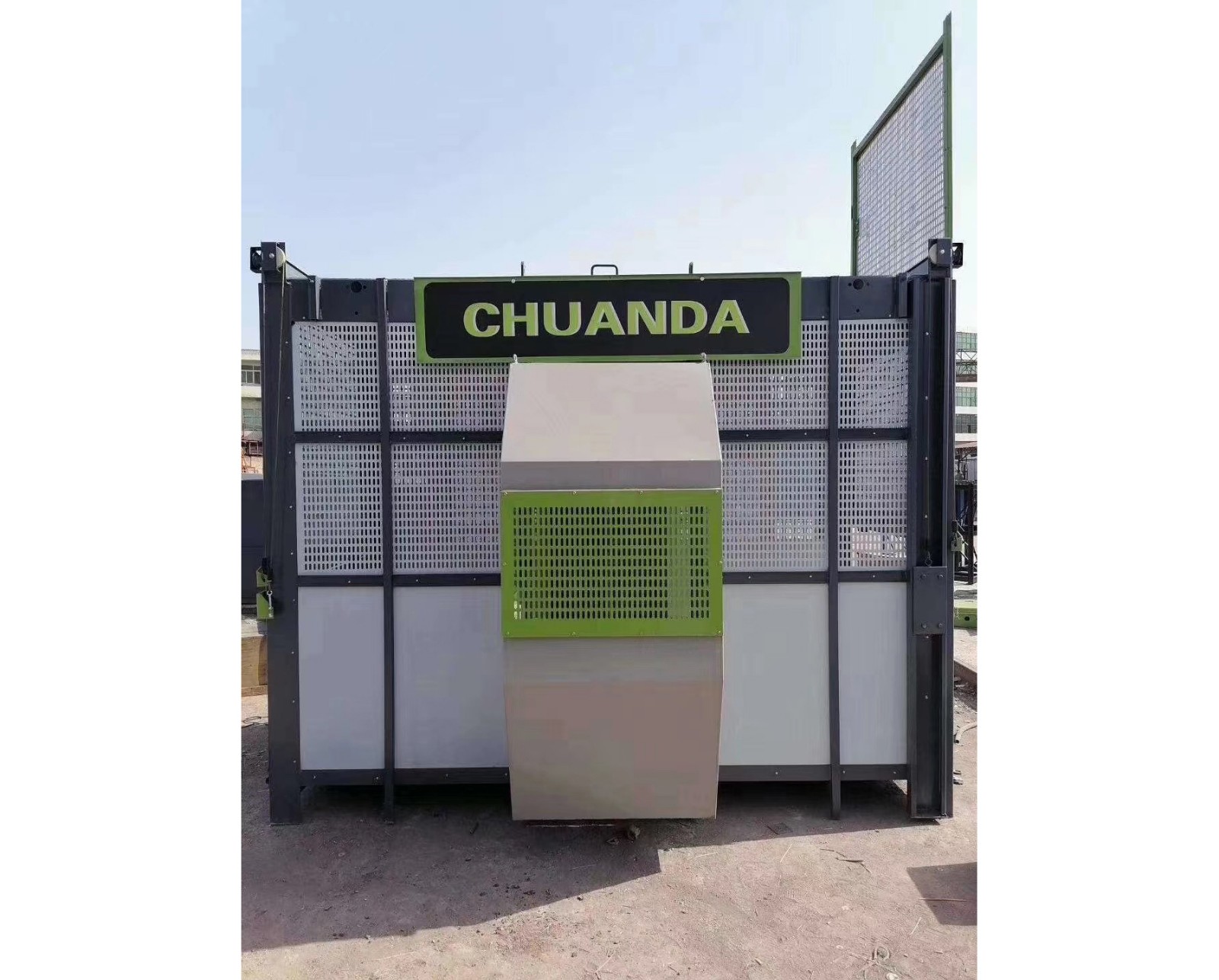 SC型施工升降機(jī) SC型施工升降機(jī)